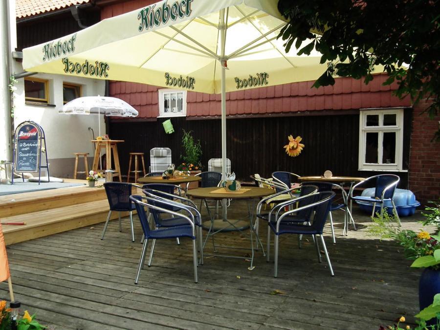 Gasthaus & Hotel Zur Linde Friedrichroda Luaran gambar